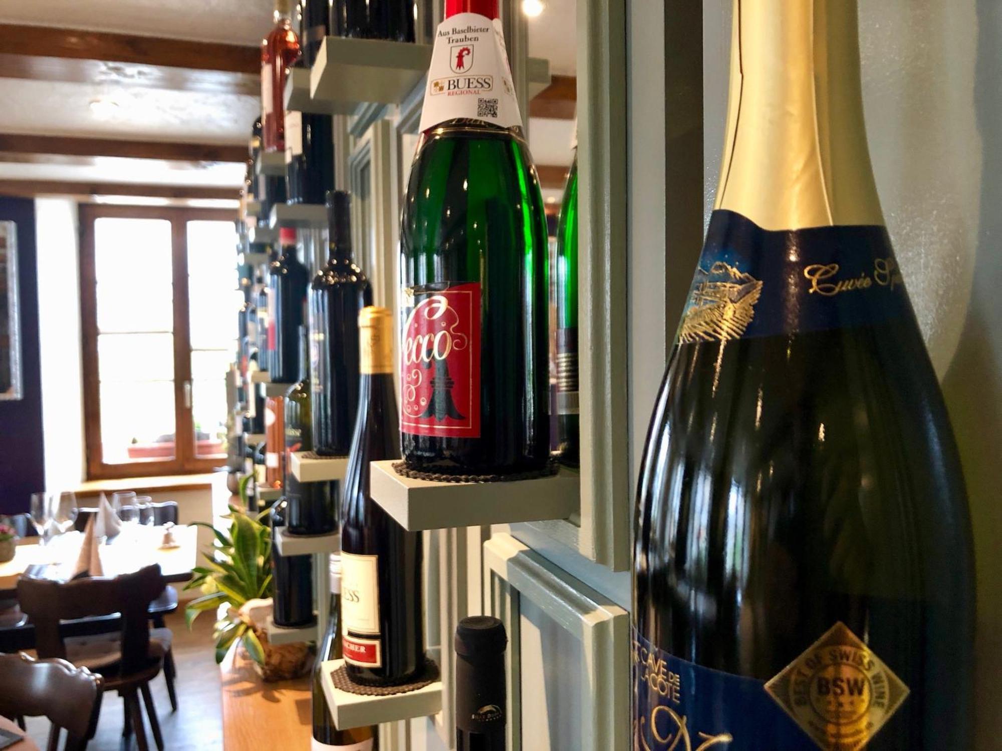Hotel-Restaurant Weisses Kreuz Breitenbach Buitenkant foto