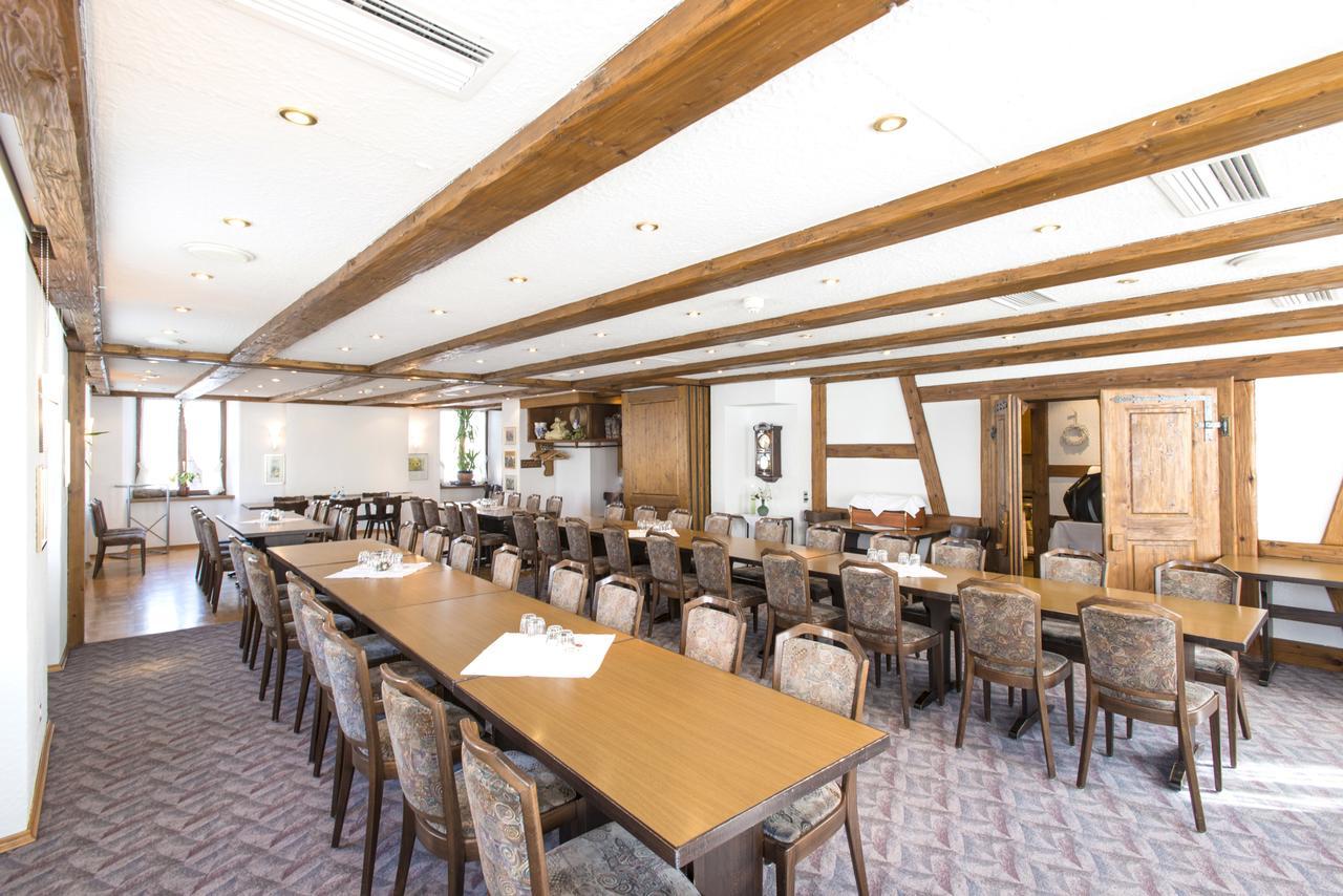 Hotel-Restaurant Weisses Kreuz Breitenbach Buitenkant foto